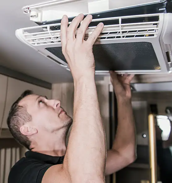  Professional Licensed And Insured Cleaners in Southchase, FL